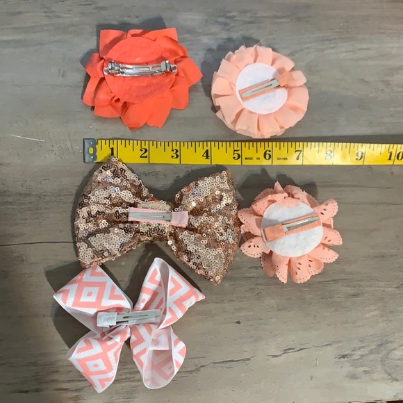 Hair bow & flower set of 5 peach rose gold (used) - Picture 3 of 8